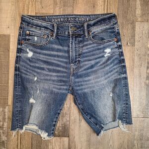 American Eagle Distressed Shorts Size Waist 31
